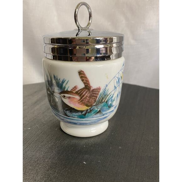 Vintage Royal Worcester Porcelain Egg Coddler with chrome top Birds Wren VGUC - Picture 1 of 16